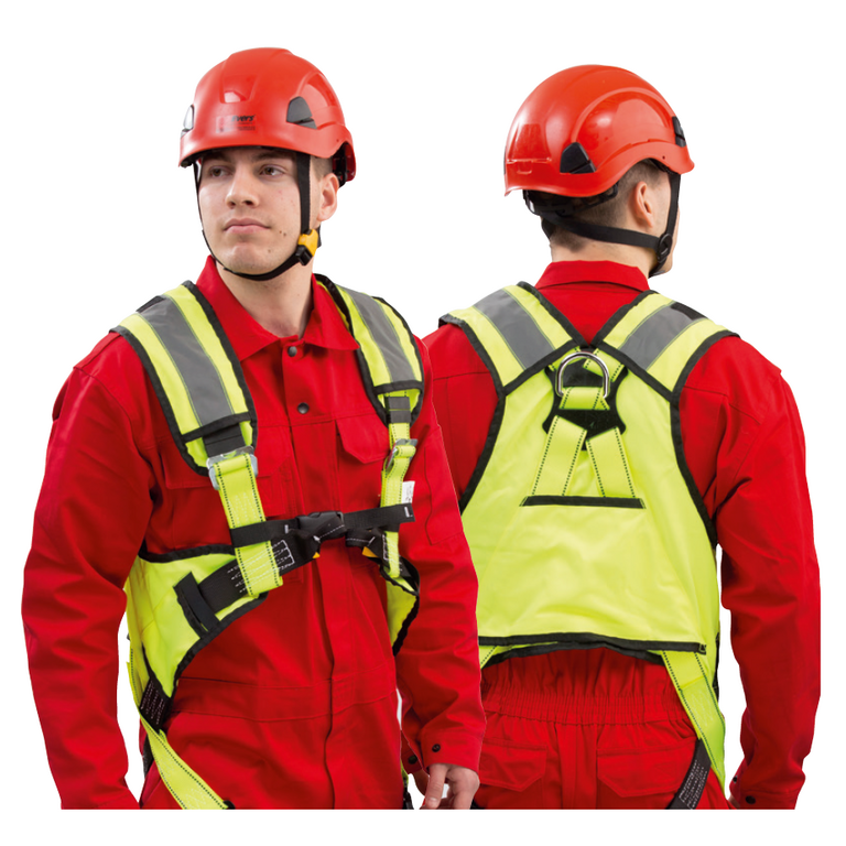 Vorder- und Rückseite eines Evers-Mitarbeiters, der einen Auffanggurt in Sonderausführung sowie einen roten Helm und rote Kleidung trägt